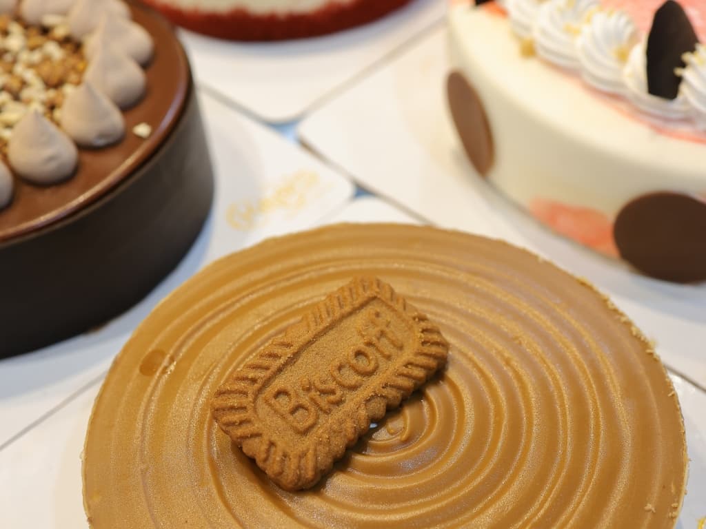 Customised Cakes